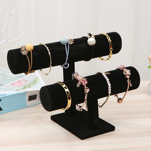 Tier velvet bracelet - velvet, display