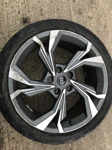 Genuine audi 8y - 20-24,