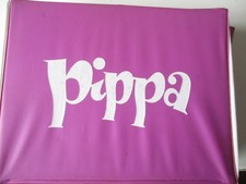 Palitoy Pippa doll Topper Dawn - purple carry case