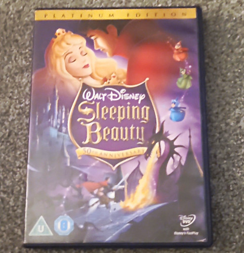 Walt disney sleeping beauty - sleeping,