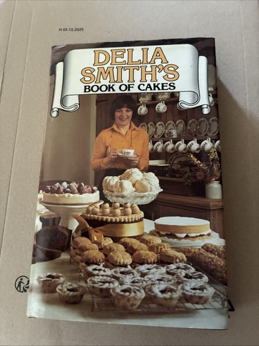 Delia smith book cakes - of,