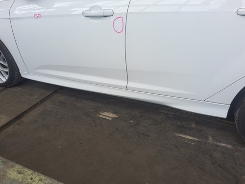 Left sill side - left,