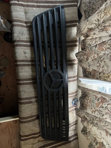 Mercedes vario 814 grill - vario,
