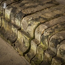 Batch of 19 Victorian Buff Brick Decorative Copings