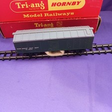 Triang R344 Track Cleaning Car in Green No Fluid(p31)