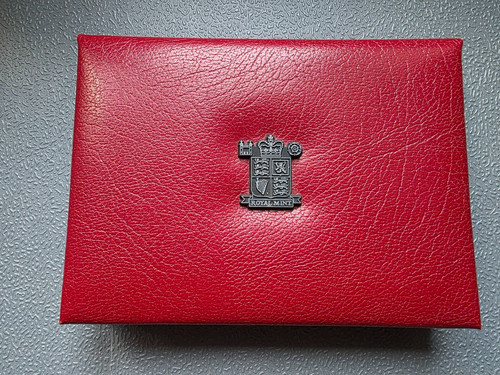 1993 royal mint - royal, uncirculated