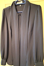 Hawes & Curtis navy blue pussy