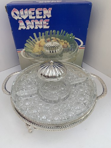 Kitsch campy queen anne round - queen,