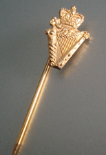 Original BRITISH - QC UDR ULSTER DEFENCE REGIMENT PIN BADGE