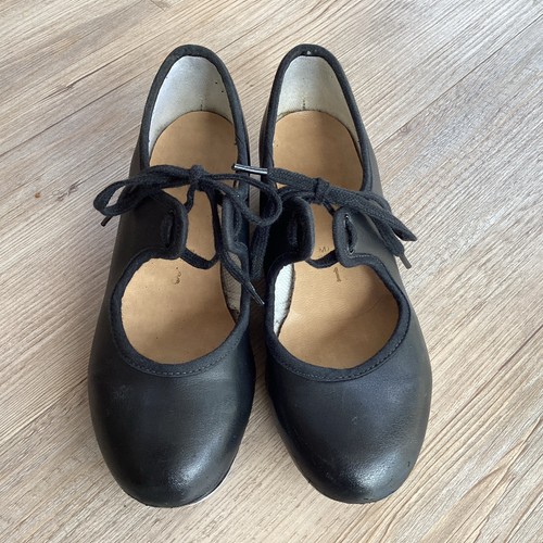 Girls black tap shoes - tap,