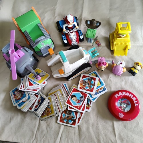 Paw patrol lot figures - paw,