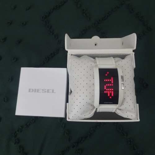 Vintage diesel led - diesel, digital
