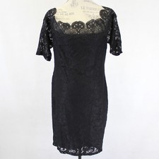 Lilian Woman Lined Lace Knit