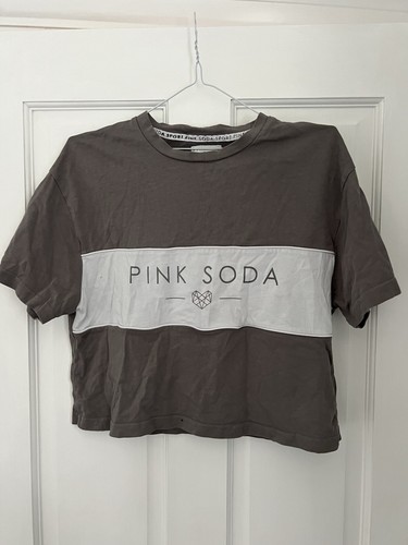 Grey pink soda crop - ‘pink, top