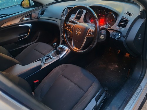 Insignia 2011 spares or - 2011,,