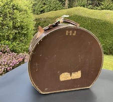 AS FOUND HORSESHOE SHAPED OLD