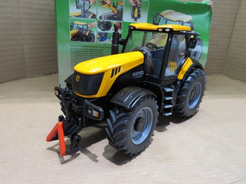 Siku farmer 3267 jcb - siku, 8250