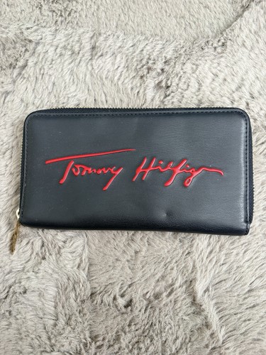 Tommy hilfiger purse - tommy,