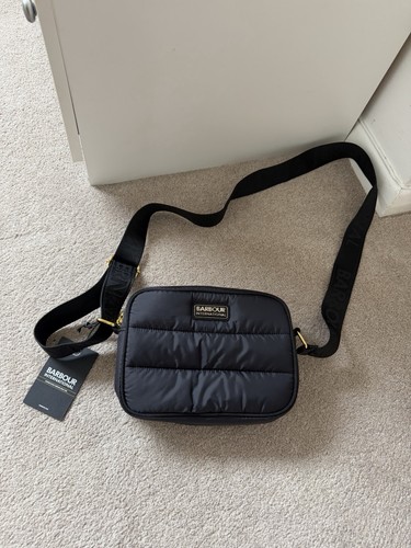 Barbour international shoulder