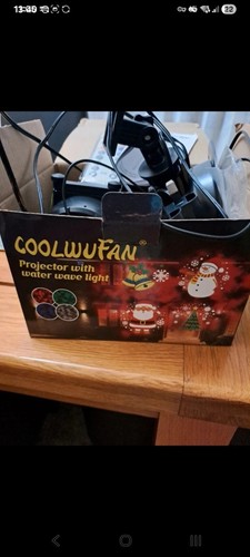 Projector indoor outdoor - indoor, or