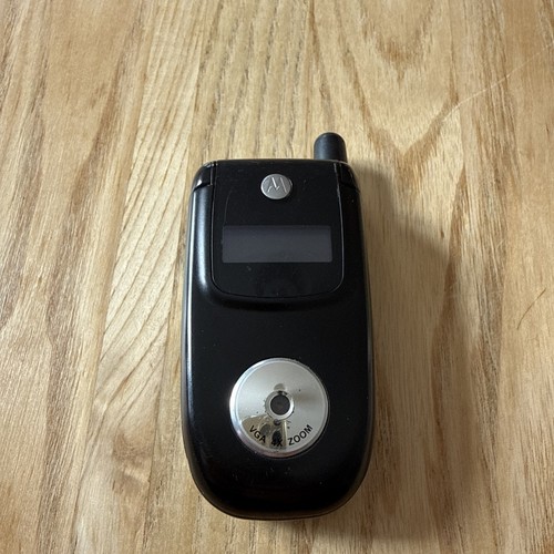 Motorola flip phone v220 - phone,