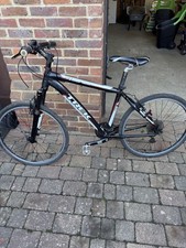 Trek 4 series 4300 Mountain bike 18 inch frame black colour reasonable condition