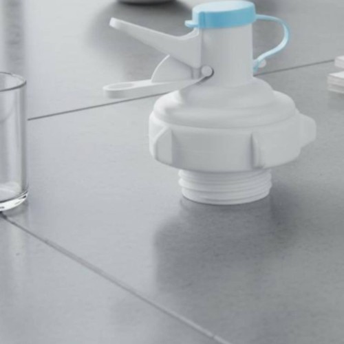 Snap fit nozzle stand sealing - nozzle,