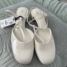 Ladies Zara Ivory Shoes Size 7 New With Attached Tags