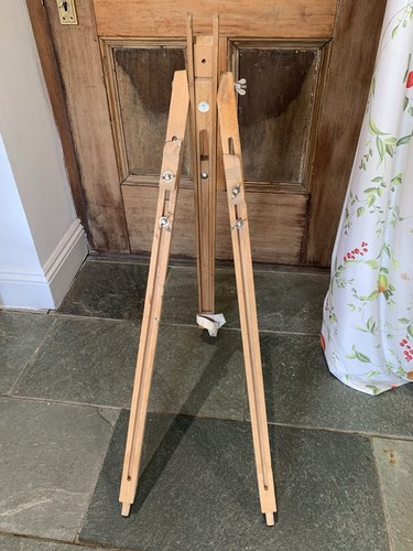 Vintage windsor newton easel - &,
