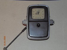 Vintage Smiths car clock for