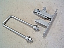 Gate latch with double leg