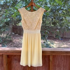 Ted Baker Women's Yellow Aliana Dress V-Back Pleated Size 0