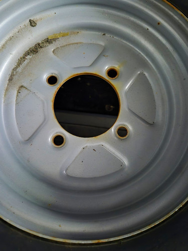 Silver steel lawn mower wheel - silver,