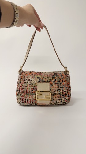 Fendi mini mamma baguette bag - mini,