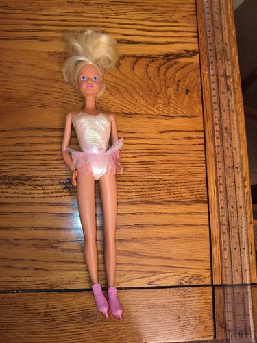 Vintage 1994 hasbro sindy ice - vintage,