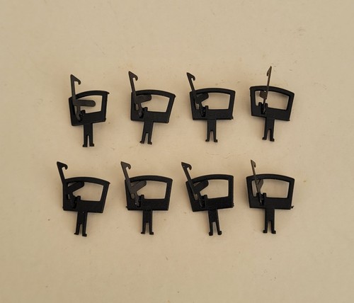 Universal gauge medium - oo,