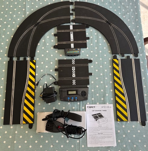 Scalextric track bundle - scalextric,