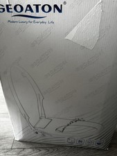 GEOATON White D-Shape