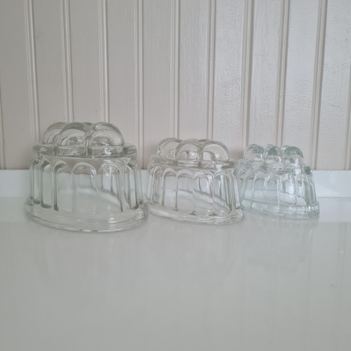 Trio vintage glass jelly - of,