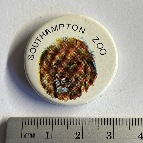 Vintage collectible pin - vintage,