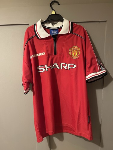 Manchester united home shirt - manchester,