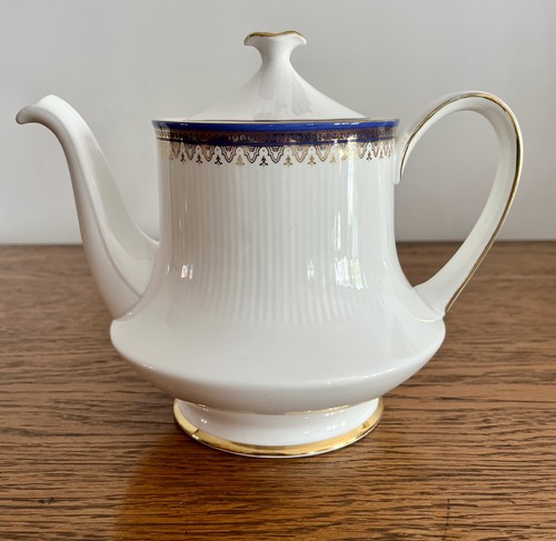 Paragon royal albert - &,