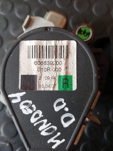 606639200 front seat belt