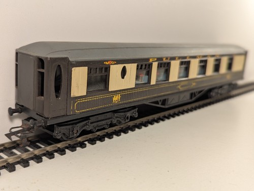 Graham farish gauge pullman - oo,