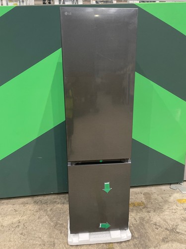 Freestanding fridge freezer - freestanding,