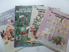 4 CHRISTMAS THEMED PLASTIC