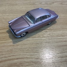 Corgi toys 238 jaguar - corgi,