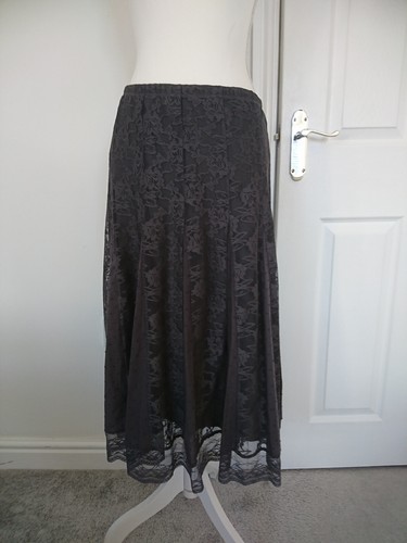 Per una lined lace overlay - per,