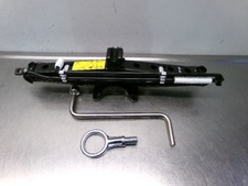 LAND ROVER RANGEROVER 2016 Jack Kit    CPLA17080AF: 90733