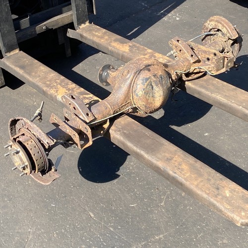 Rear axle with - rear, diff